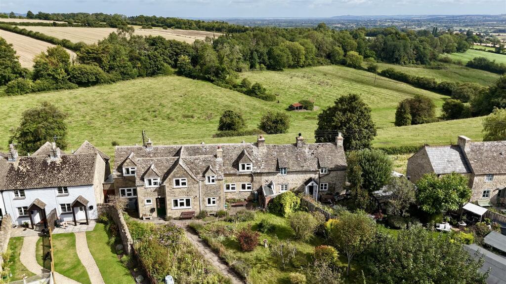 Main image of property: Camp Gardens, Stow-on-the-Wold