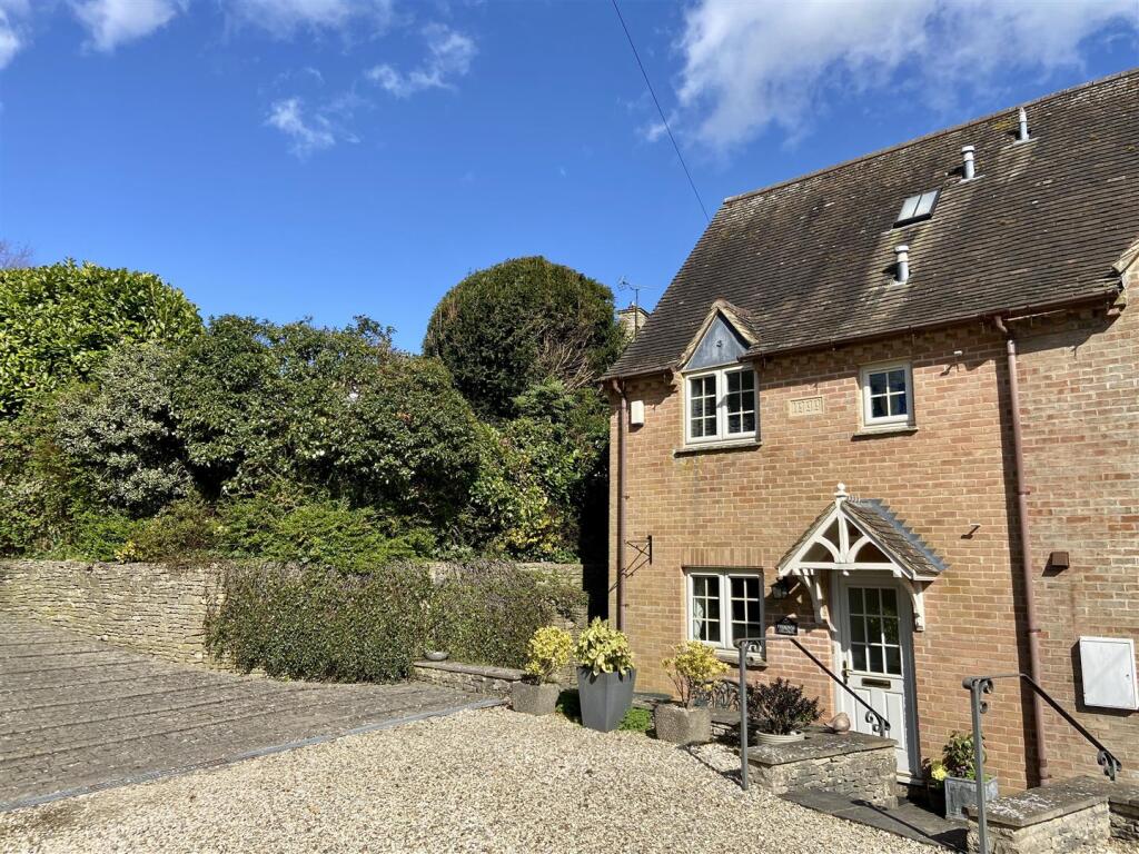 Main image of property: Primrose Cottage, Stow-on-the-Wold