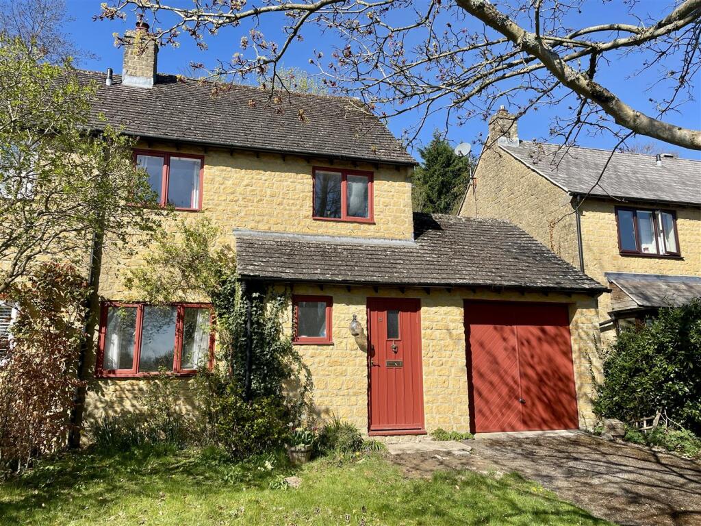 Main image of property: Orchard Rise, Longborough