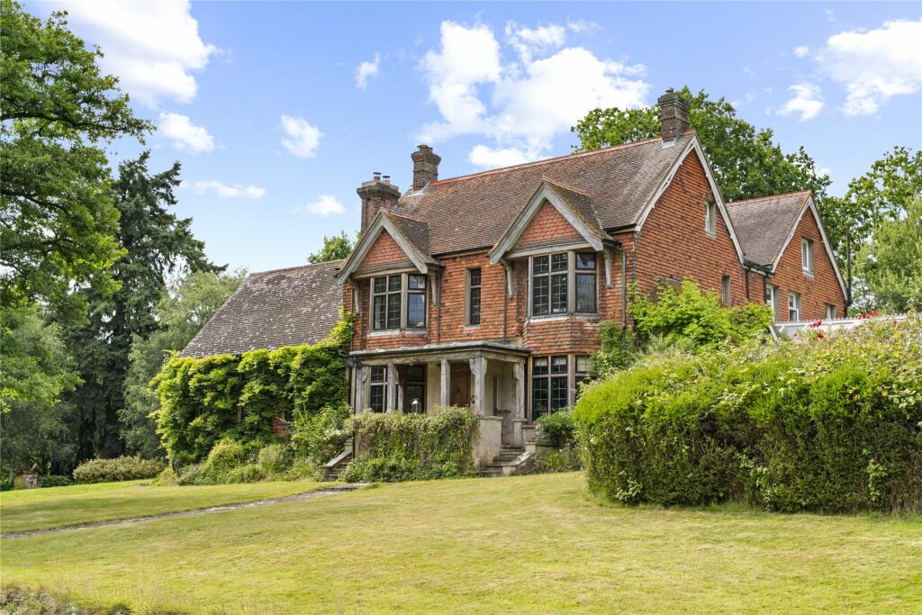 8 bedroom detached house for sale in Tinkers Lane, Hadlow Down