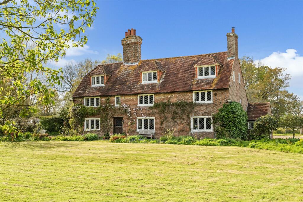 5 bedroom detached house for sale in Chilsham Lane, Herstmonceux