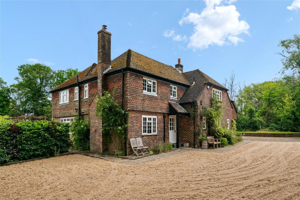 Main image of property: New Road, Billingshurst, West Sussex, RH14