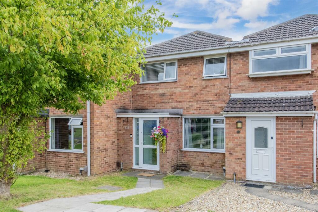 3 bedroom terraced house for sale in Patrick Road, Corby, NN18