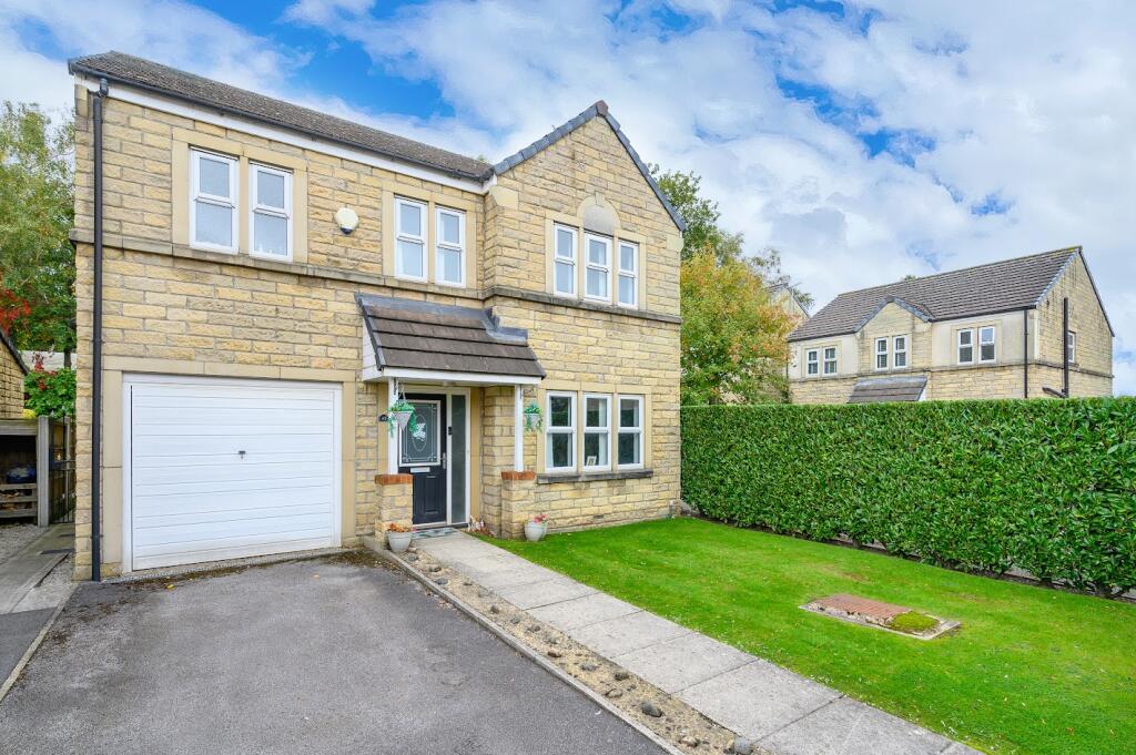 Main image of property: Fielding Way, Morley, LS27