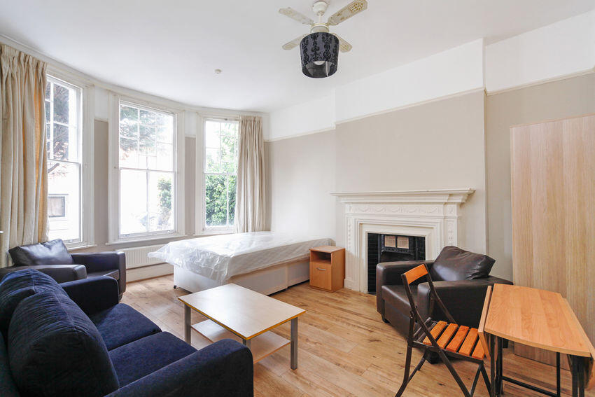 Main image of property: Telford Avenue, LONDON, SW2 4XF