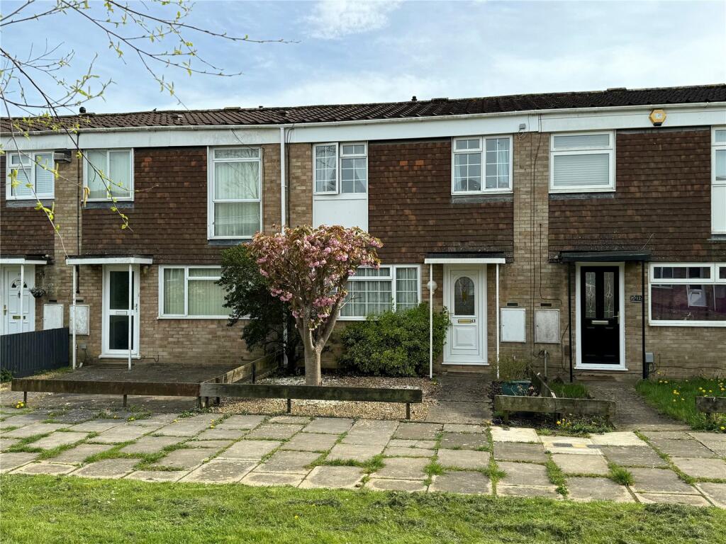 3 bedroom terraced house for sale in Markenfield, Toothill, Swindon, Wiltshire, SN5