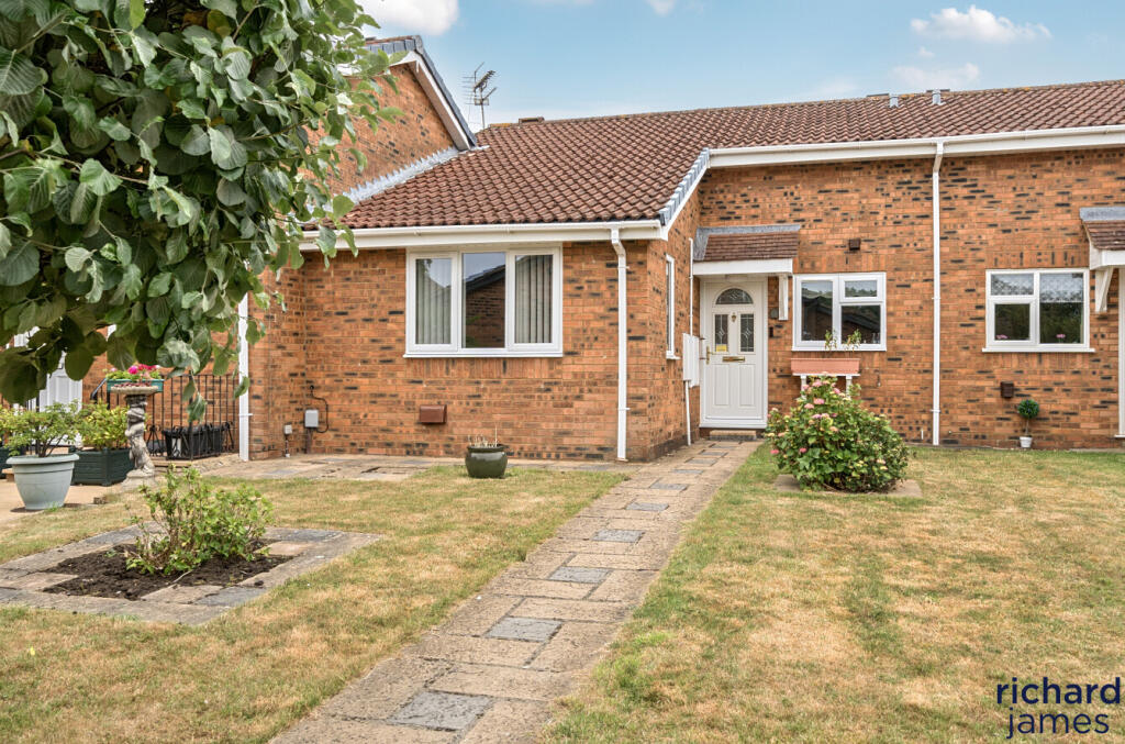 Main image of property: Winstanley Close, Freshbrook, Swindon SN5 8RR