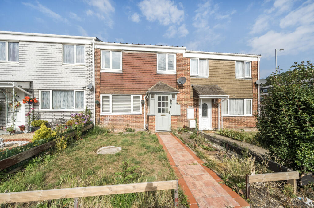 Main image of property: Longthorpe Close, Toothill, Swindon, SN5 8AD