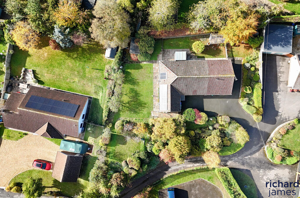 Main image of property: Paven Close, Purton, SN5