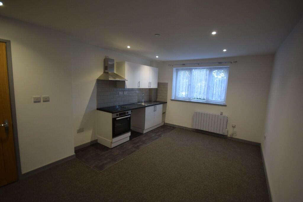 Main image of property: Clifton Road, Southampton, Hampshire, SO15