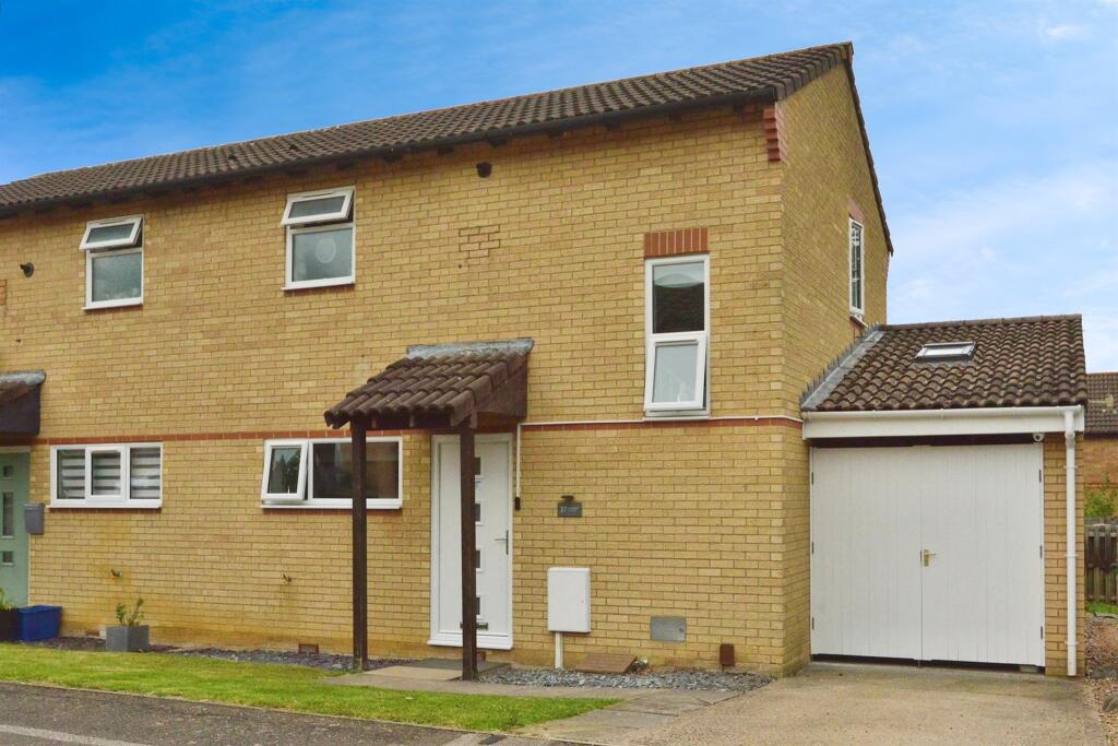 Main image of property: Banktop Place, Emerson Valley, Milton Keynes