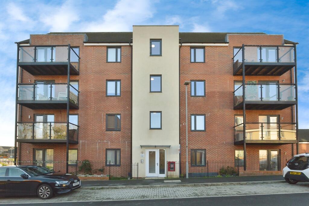 Main image of property: Whitecastle Way, Kingsmead, Milton Keynes