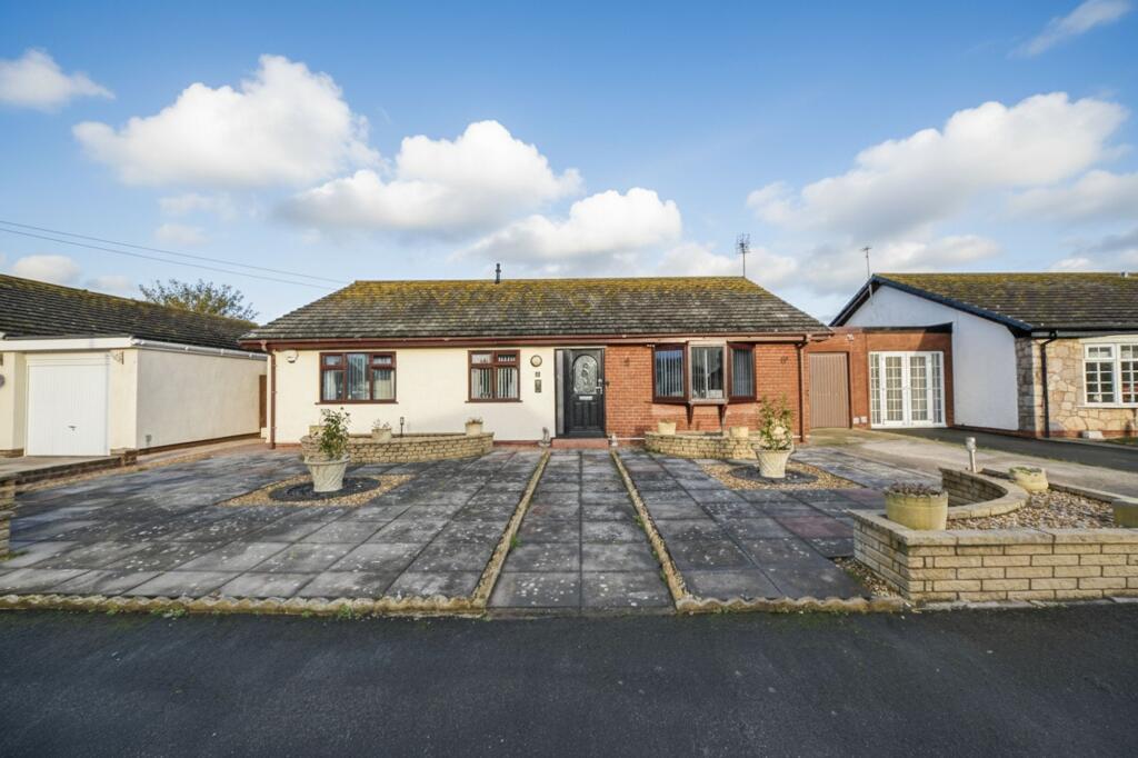 Main image of property: Maes Rhosyn, Towyn, LL22