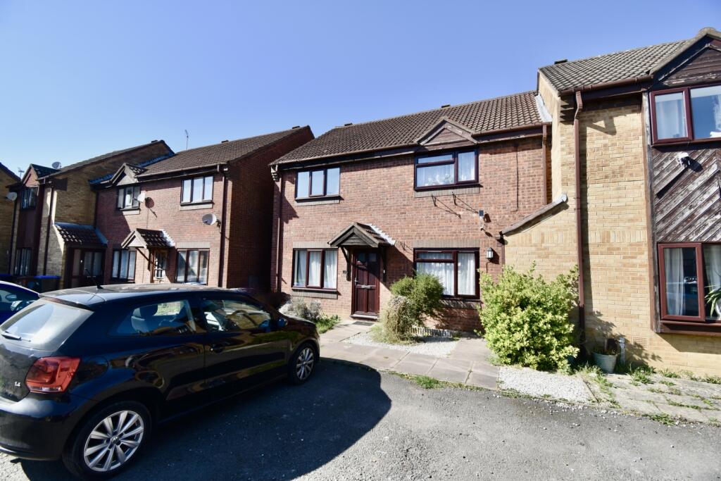 Main image of property: Baronson Gardens, Northampton NN1 4NZ