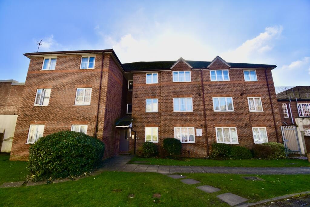 Main image of property: Flat 10 Darenth Court, Upper Priory Street, Northampton