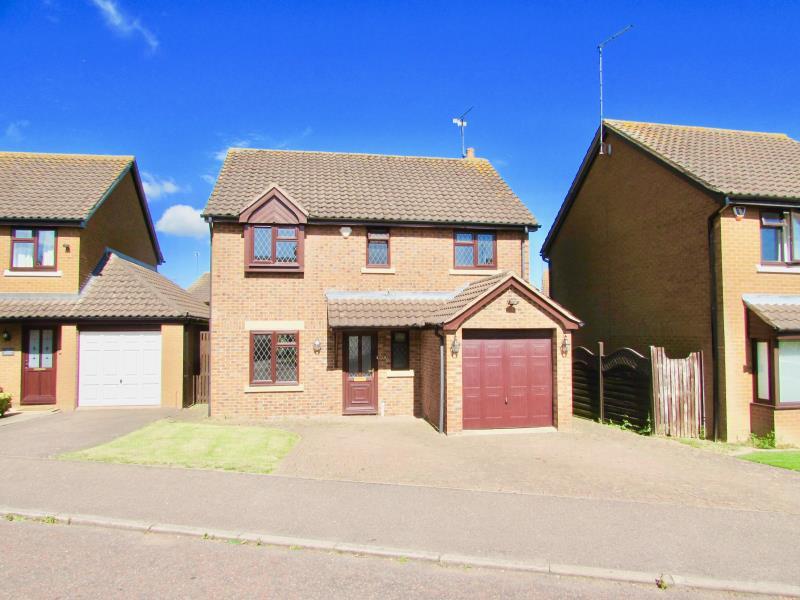 4 bedroom detached house for rent in Vincent Close, Duston, Northampton