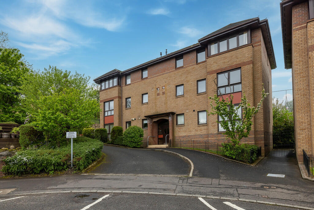 2 bedroom flat for sale in Balcarres Avenue, Kelvindale, G12