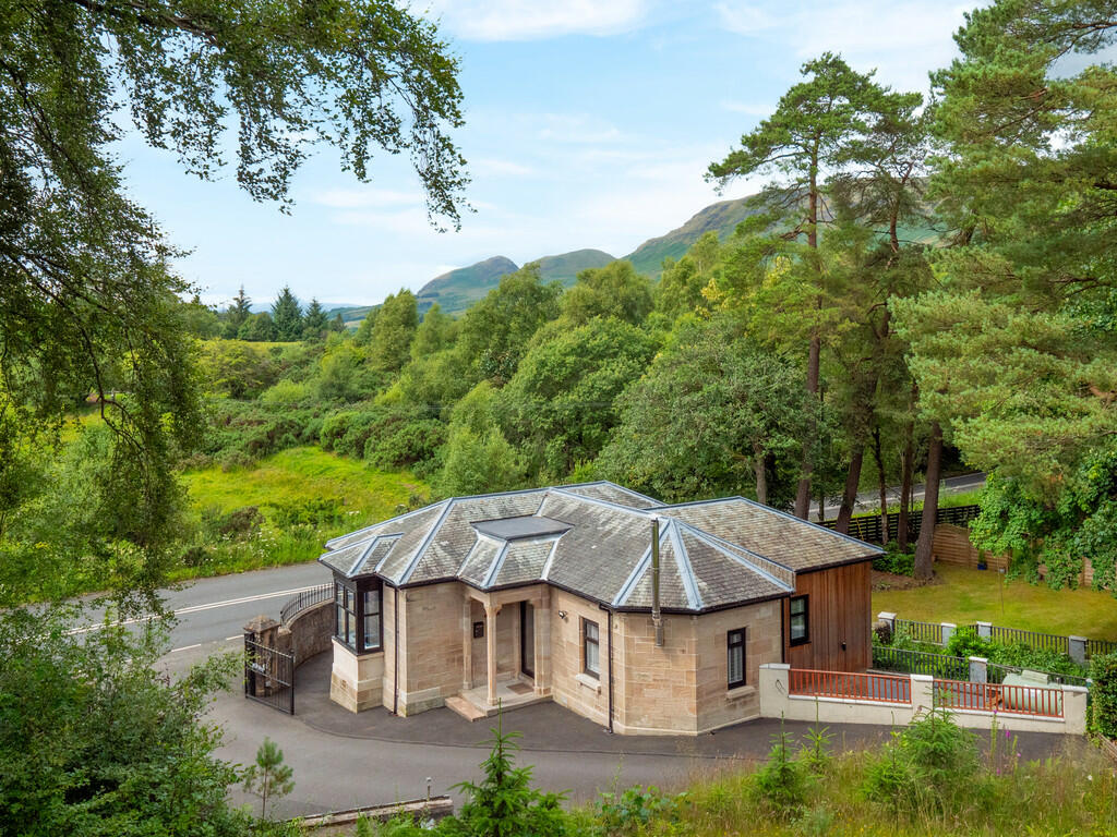 Main image of property: Ardunan Lodge, Milngavie Road, Strathblane