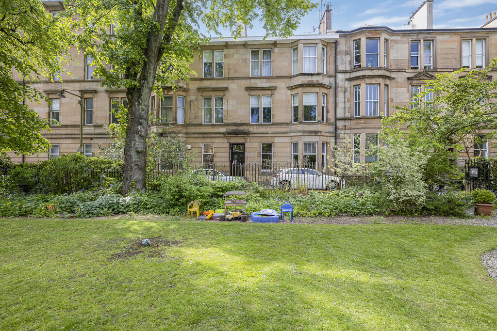 Main image of property: Holyrood Quadrant, Kelvinbridge
