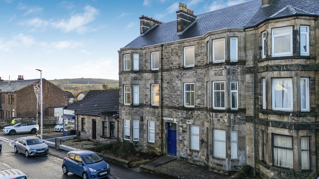 Main image of property: Easwald Bank, Kilbarchan