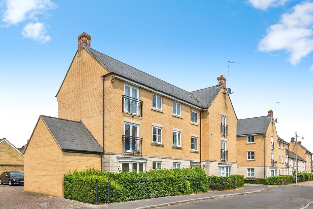 Main image of property: Sorrel Way, Carterton