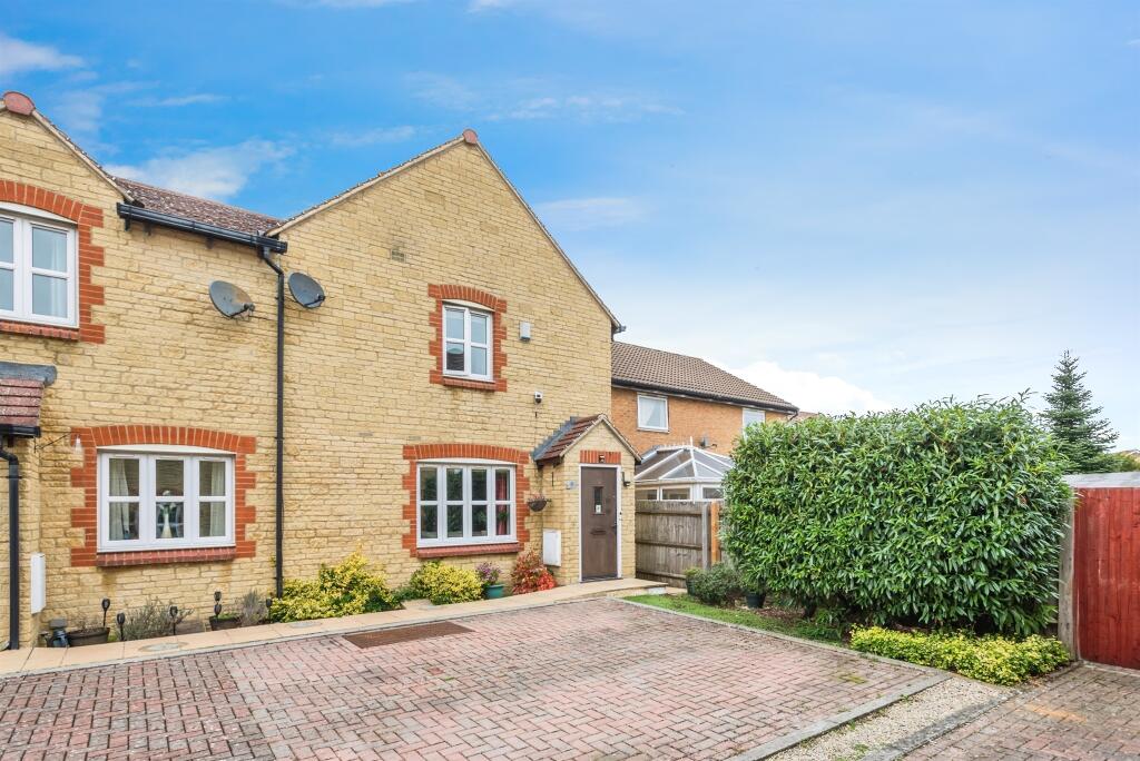 Main image of property: Hardingham Close, Carterton