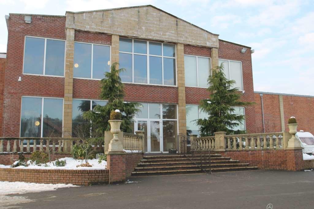 High street retail property for rent in Meikle Mosside, Kilmarnock, KA3