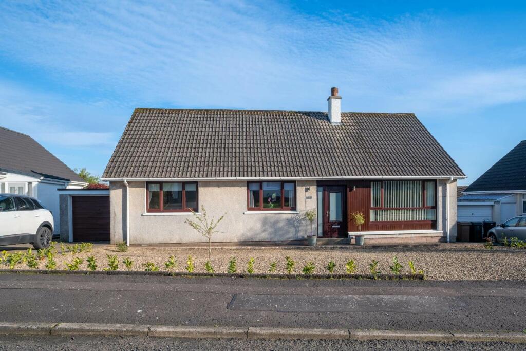 3 bedroom detached house for sale in Clerkland Road, Stewarton, KA3