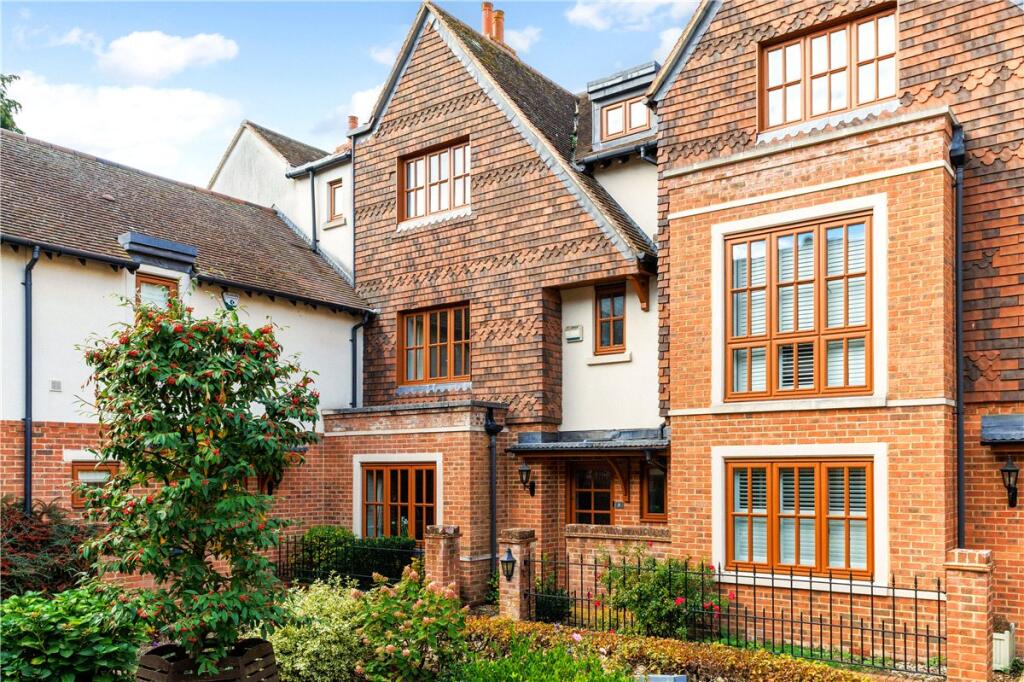 Main image of property: Cromwell Court, Marlborough, Wiltshire, SN8