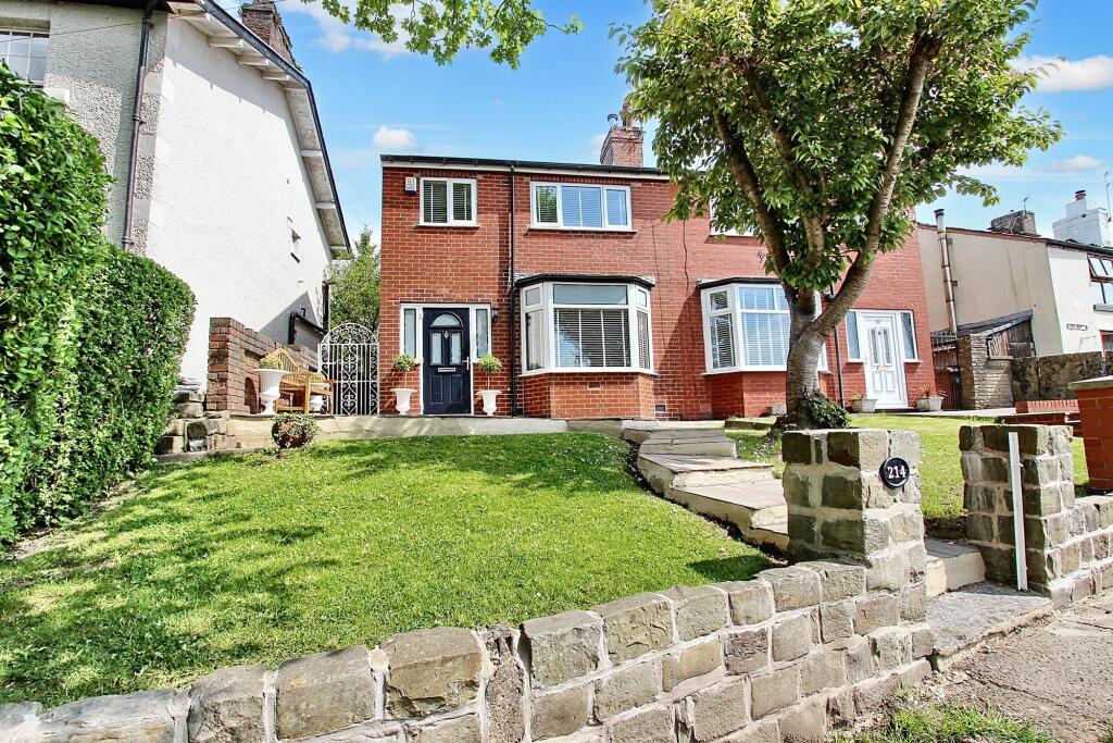 Main image of property: Heywood Old Road, Middleton, M24