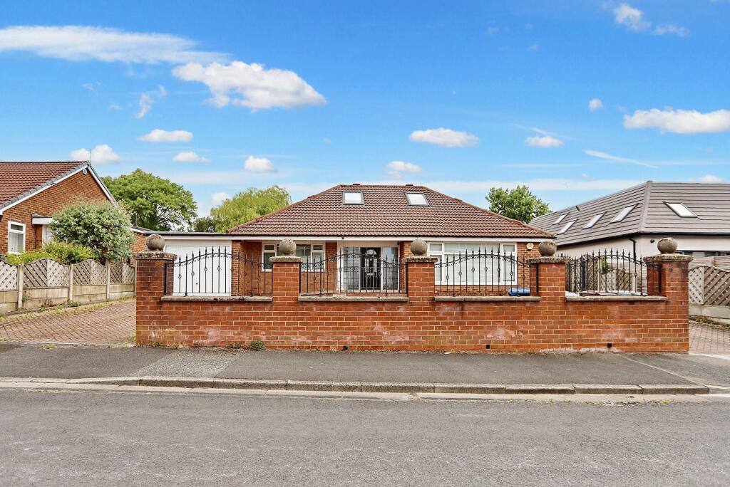 Main image of property: Ferndale Avenue, Whitefield, M45