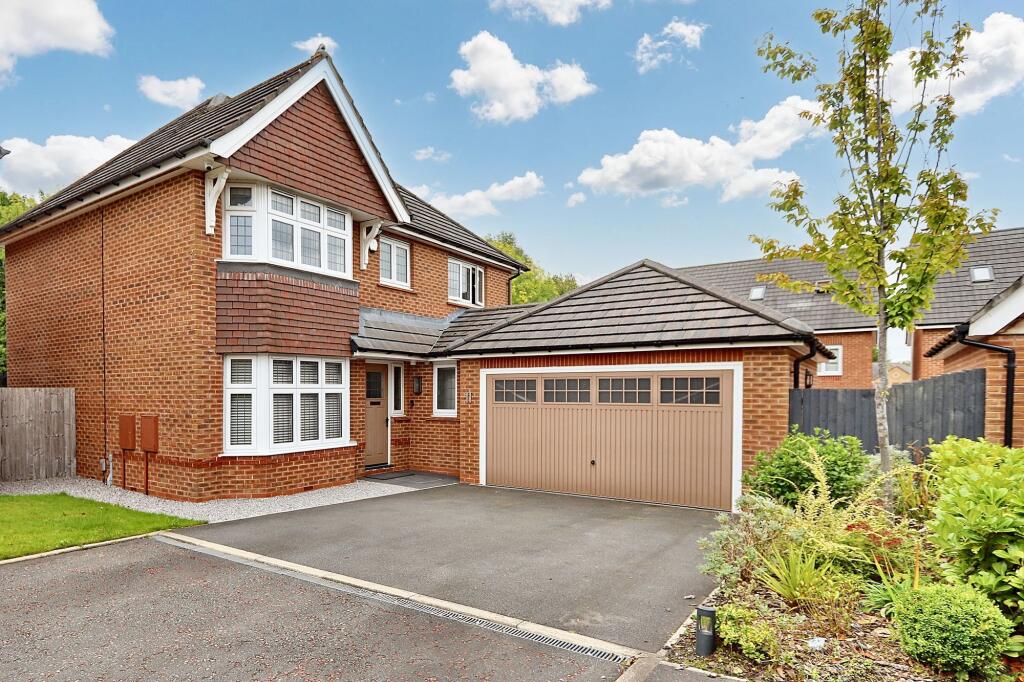 Main image of property: Pinfold Drive, Prestwich, M25