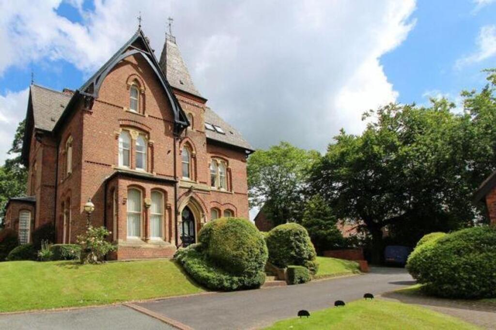 Main image of property: Charlton Avenue, Prestwich, M25