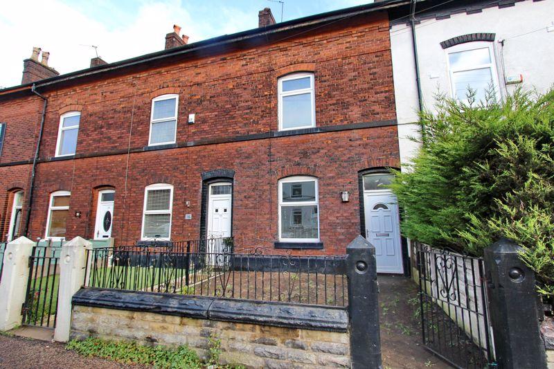 3 bedroom terraced house for sale in Clarendon Street, Whitefield