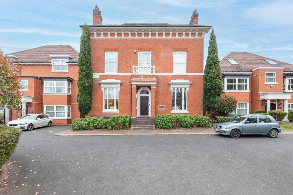 Main image of property: 159 Birmingham Road, Sutton Coldfield, Sutton Coldfield, B72