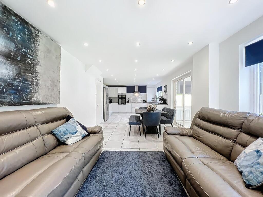 Additional property image - Tynewydd Drive, Castleton, Cardiff