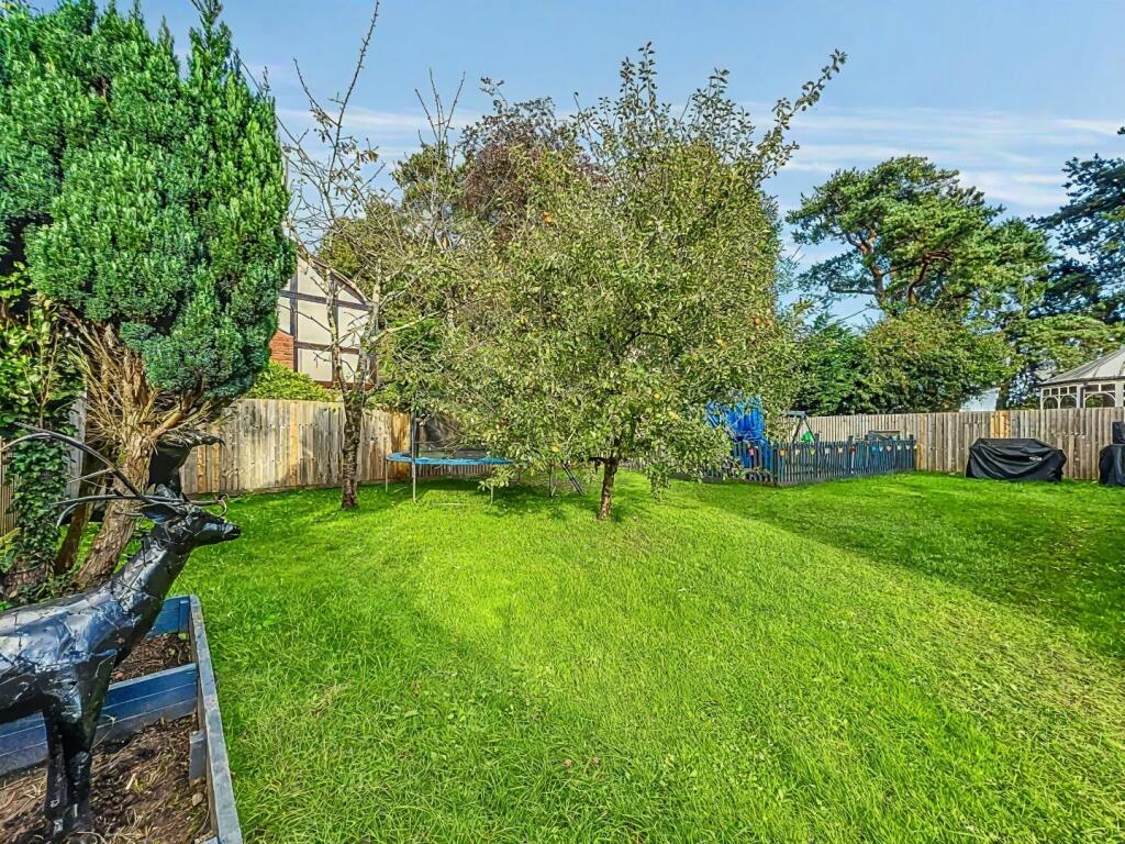 Additional property image - Tynewydd Drive, Castleton, Cardiff