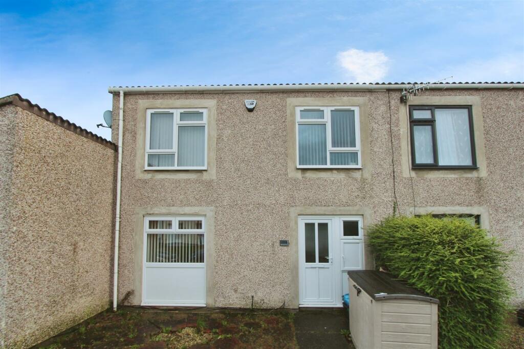 3 bedroom house for sale in Blackdown Court, Whitchurch, Bristol, BS14