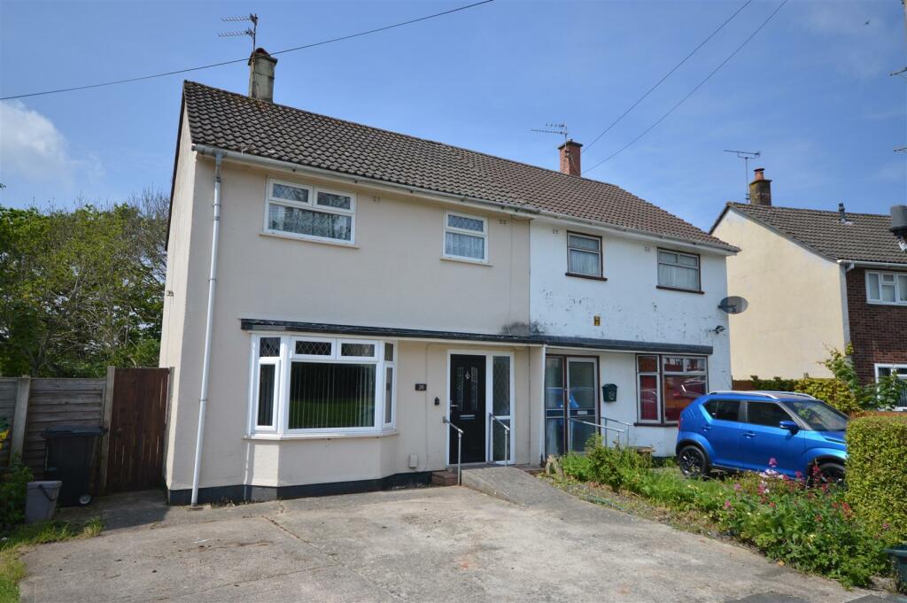 3 bedroom semidetached house for sale in Hungerford Walk, Brislington