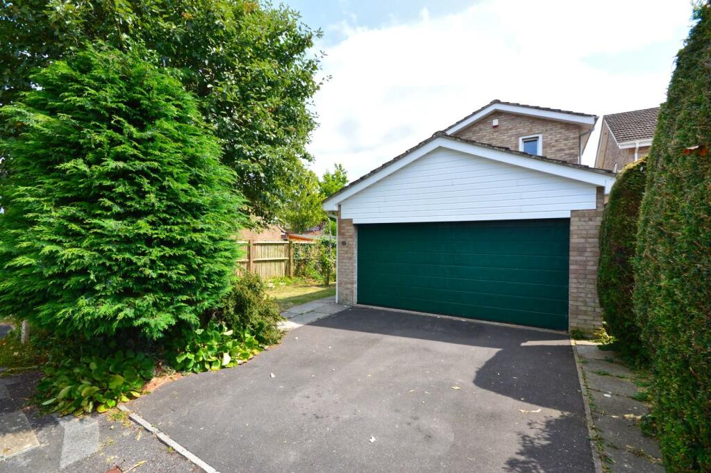 Additional property image - Kingston Avenue, Saltford, Bristol