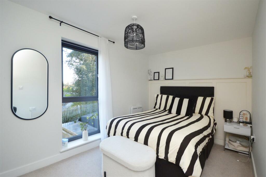 Additional property image - 4 Emery Road, Brislington, Bristol