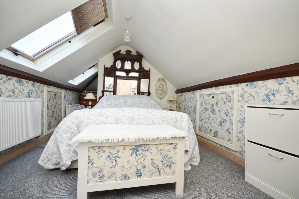 Additional property image - Watsons Road, Longwell Green, Bristol