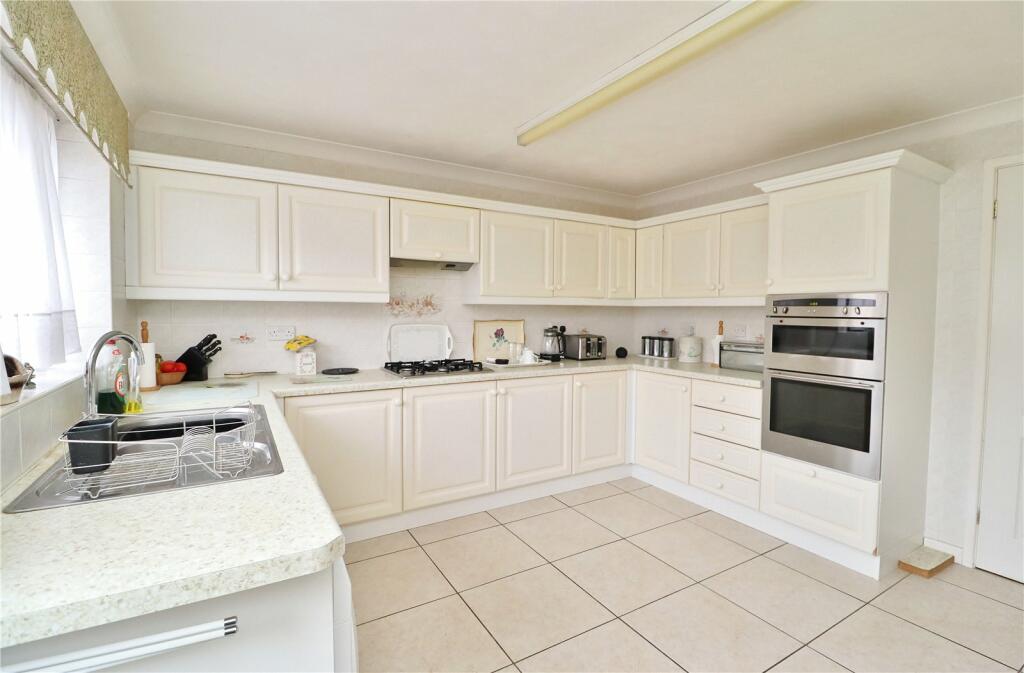 Additional property image - Rowan Drive, Verwood, Dorset, BH31