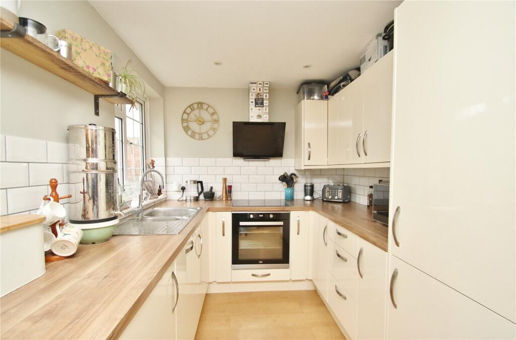 Additional property image - Owls Road, Verwood, Dorset, BH31