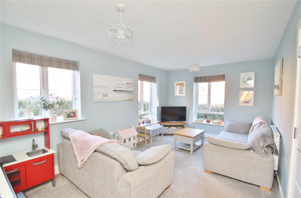 Additional property image - Heather Gardens, Verwood, Dorset, BH31