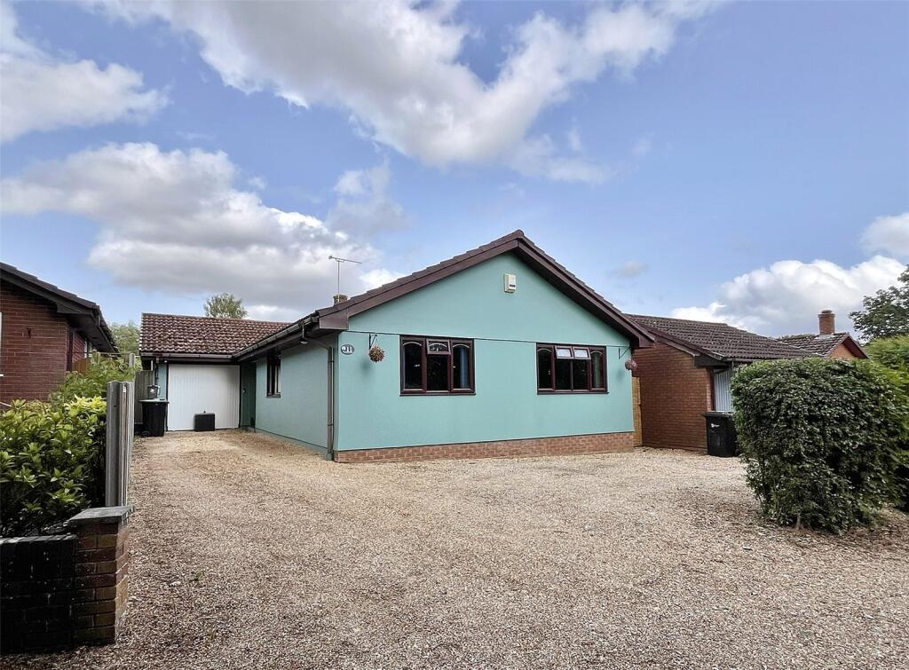Main image of property: Noon Hill Drive, Verwood, Dorset, BH31