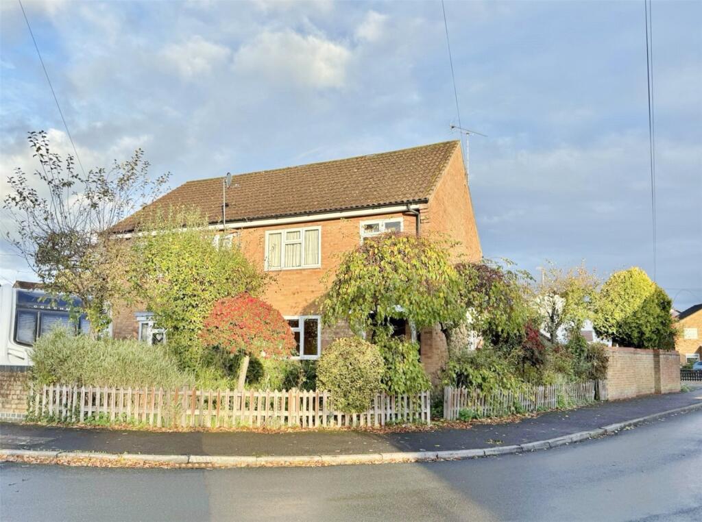 Main image of property: Otter Close, Verwood, BH31