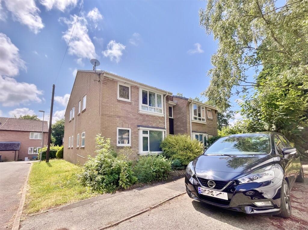 Main image of property: Cotswold Close, Verwood, Dorset, BH31