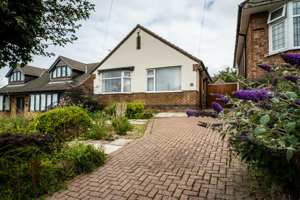 2 bedroom detached bungalow for sale in Halberton Drive, West Bridgford