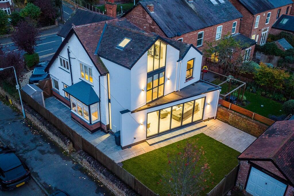 6 bedroom detached house for sale in Melton Road, West Bridgford, NG2